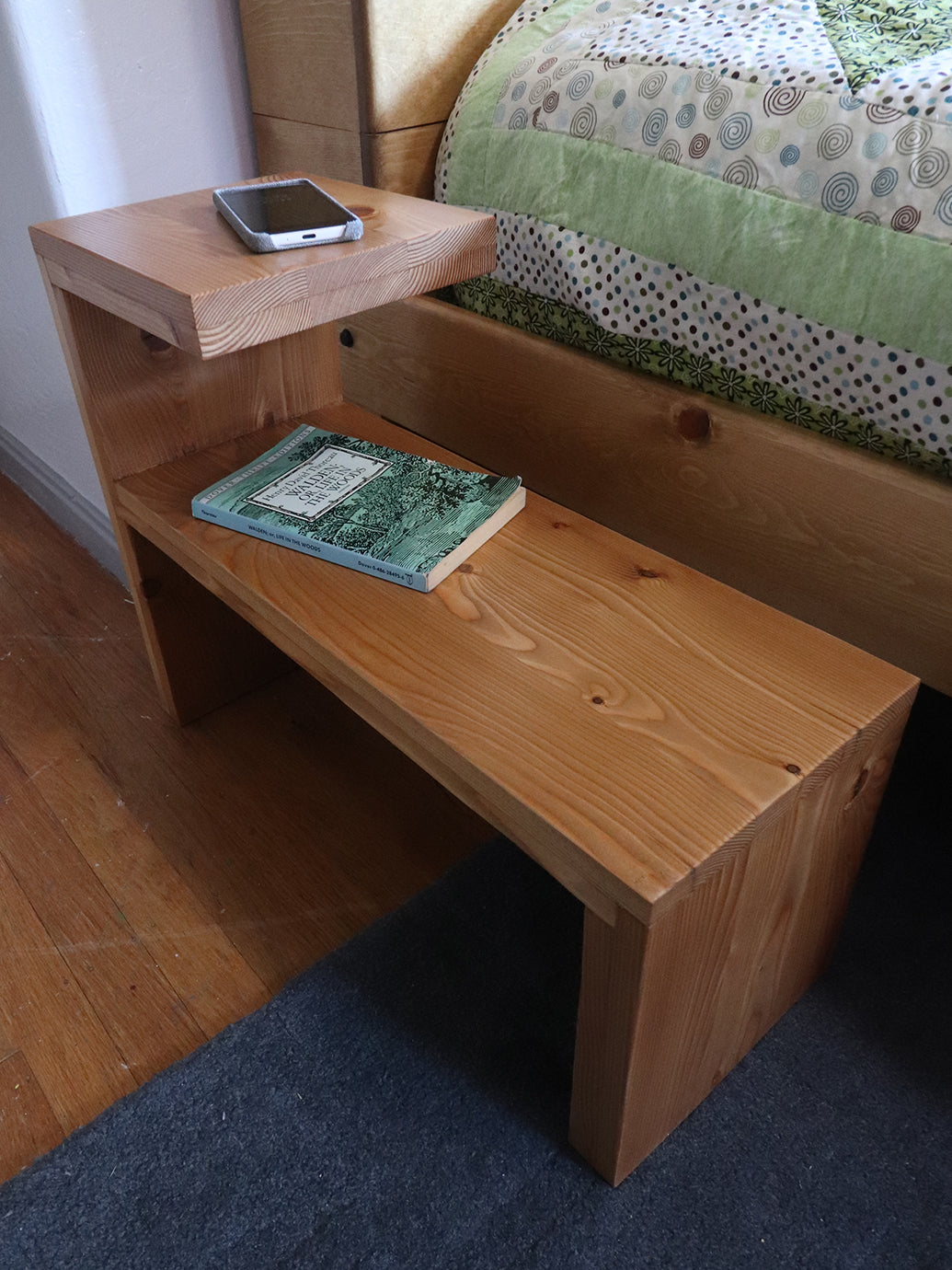 Sturdy 4-Piece Side Table (U.S. and Metric)